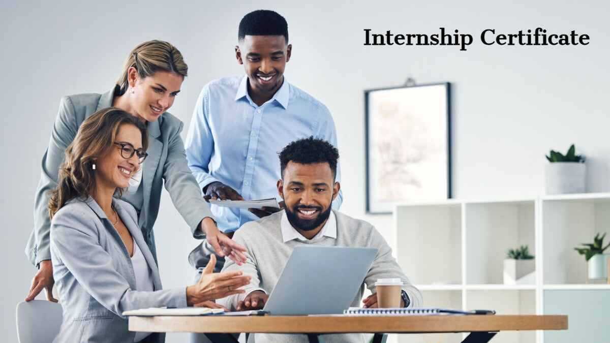 10 Essential Skills Employers Look for in Interns in 2025 (Free Development Guide)